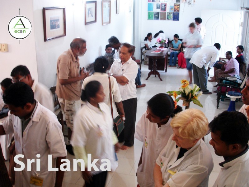 Escuela de Anton Jayasuriya · Sri Lanka 2001